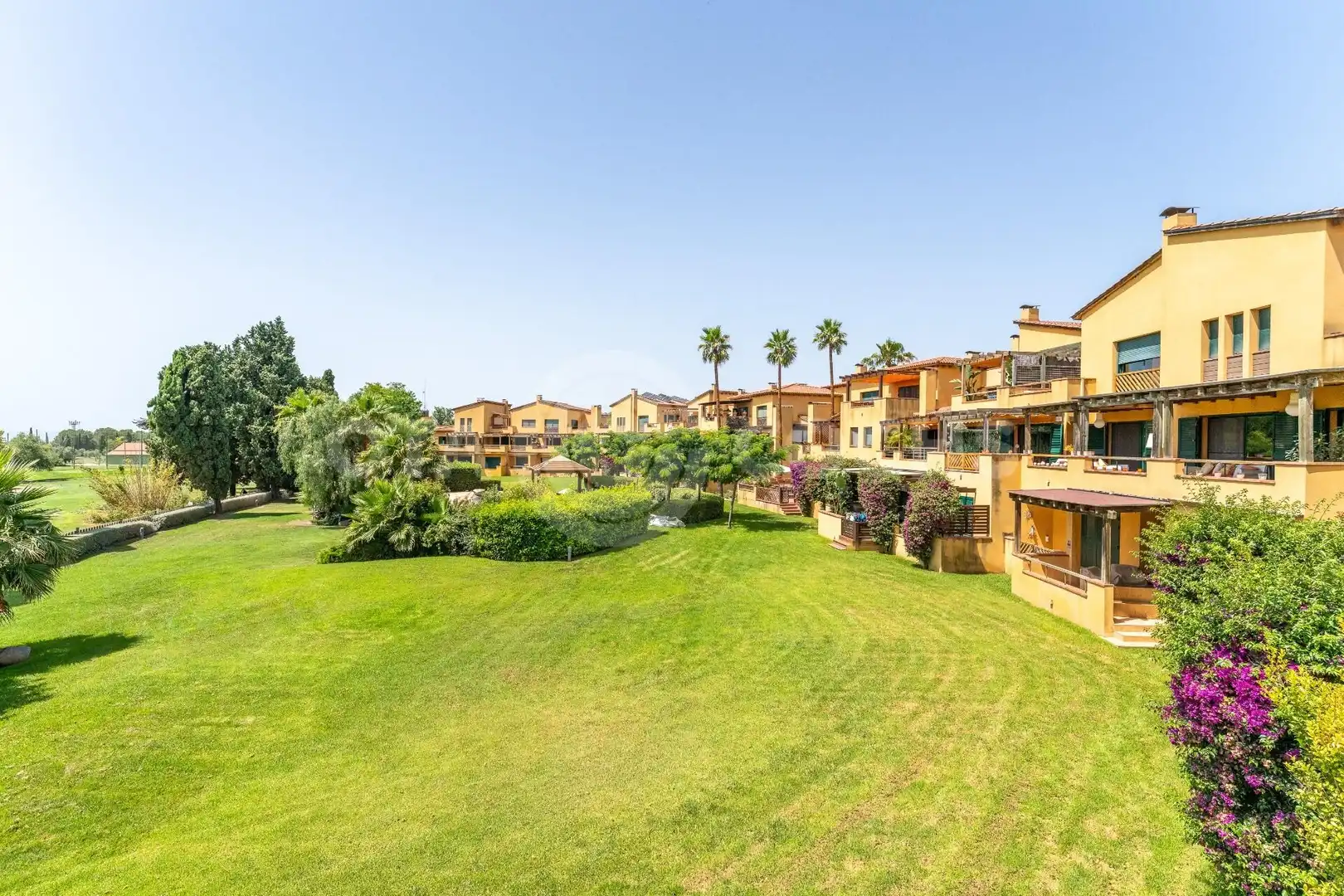 Vista exterior de Dúplex de lloguer en Reus amb Aire condicionat, Calefacció i Jardí privat