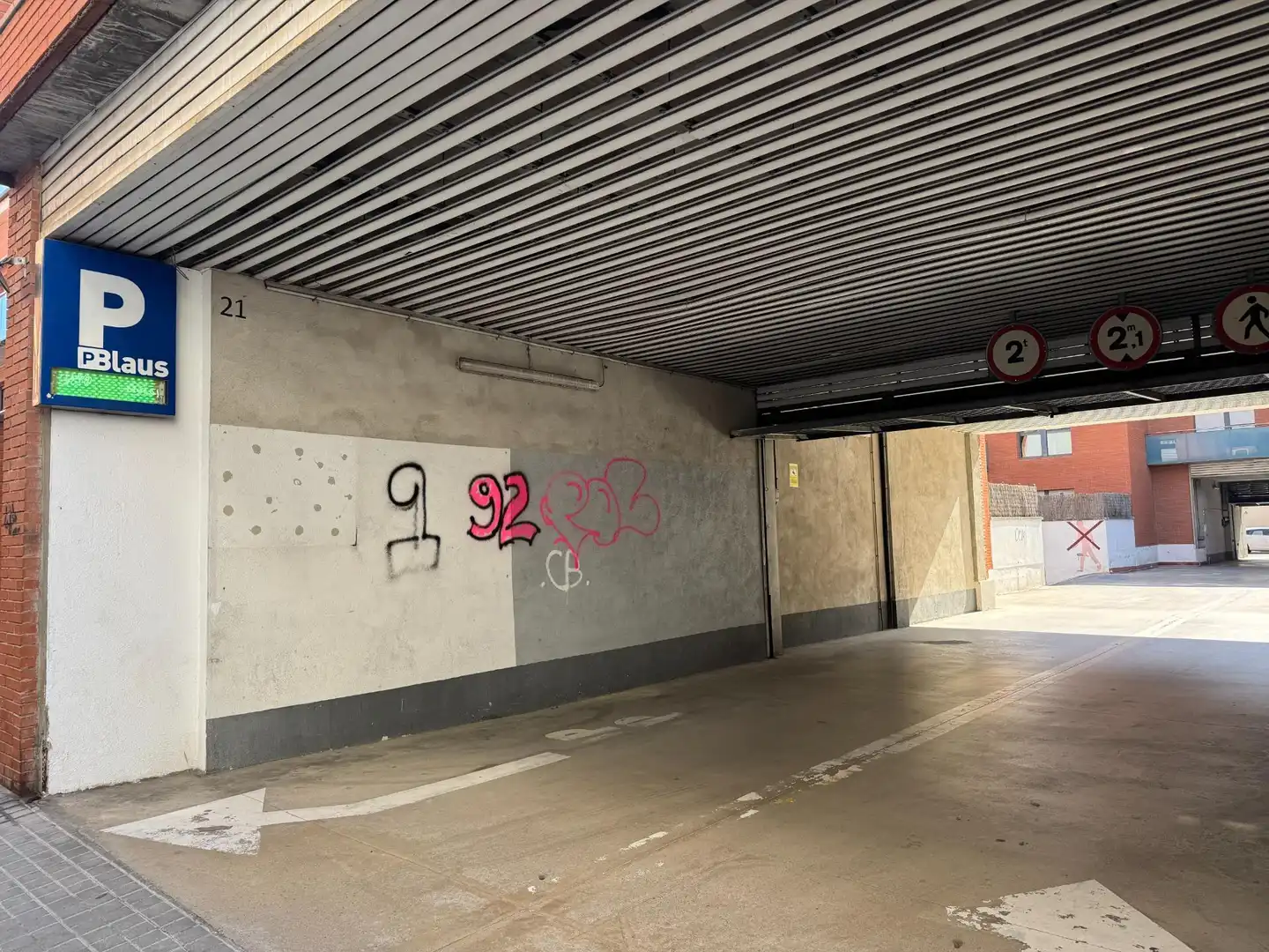Einzelparkplatz zur Miete in Centre, imagen 2