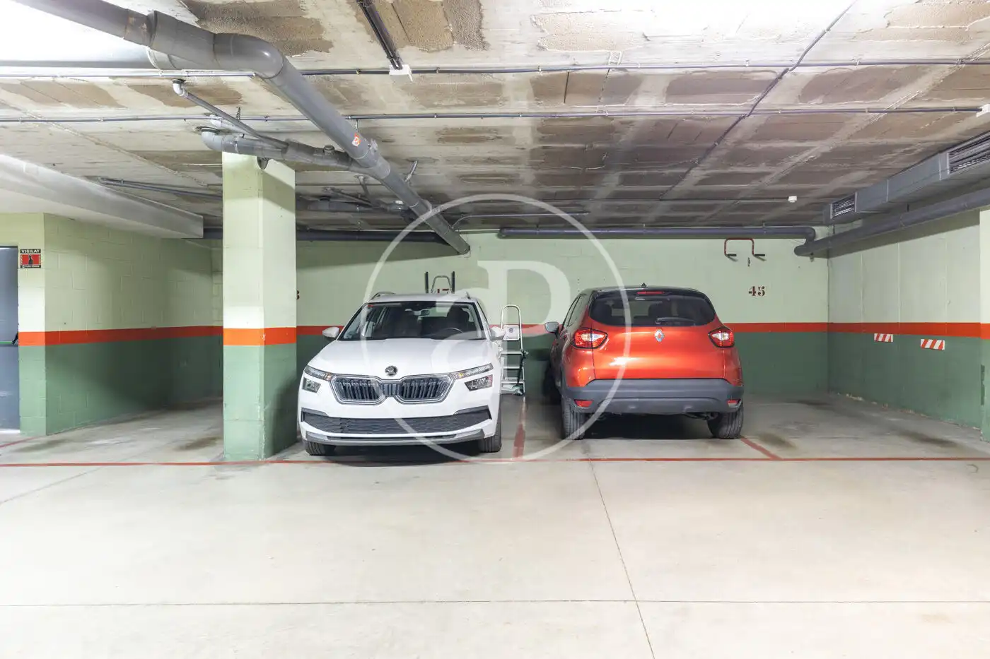 Parking of Flat for sale in Sant Cugat del Vallès  with Air Conditioner, Heating and Terrace