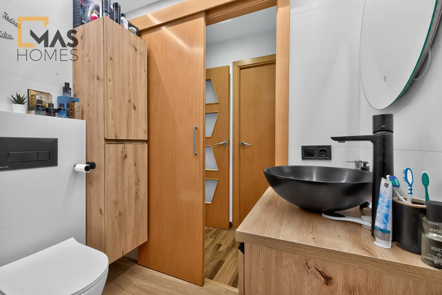 Baño de Piso en venta en Viladecavalls con Aire acondicionado, Calefacción y Balcón