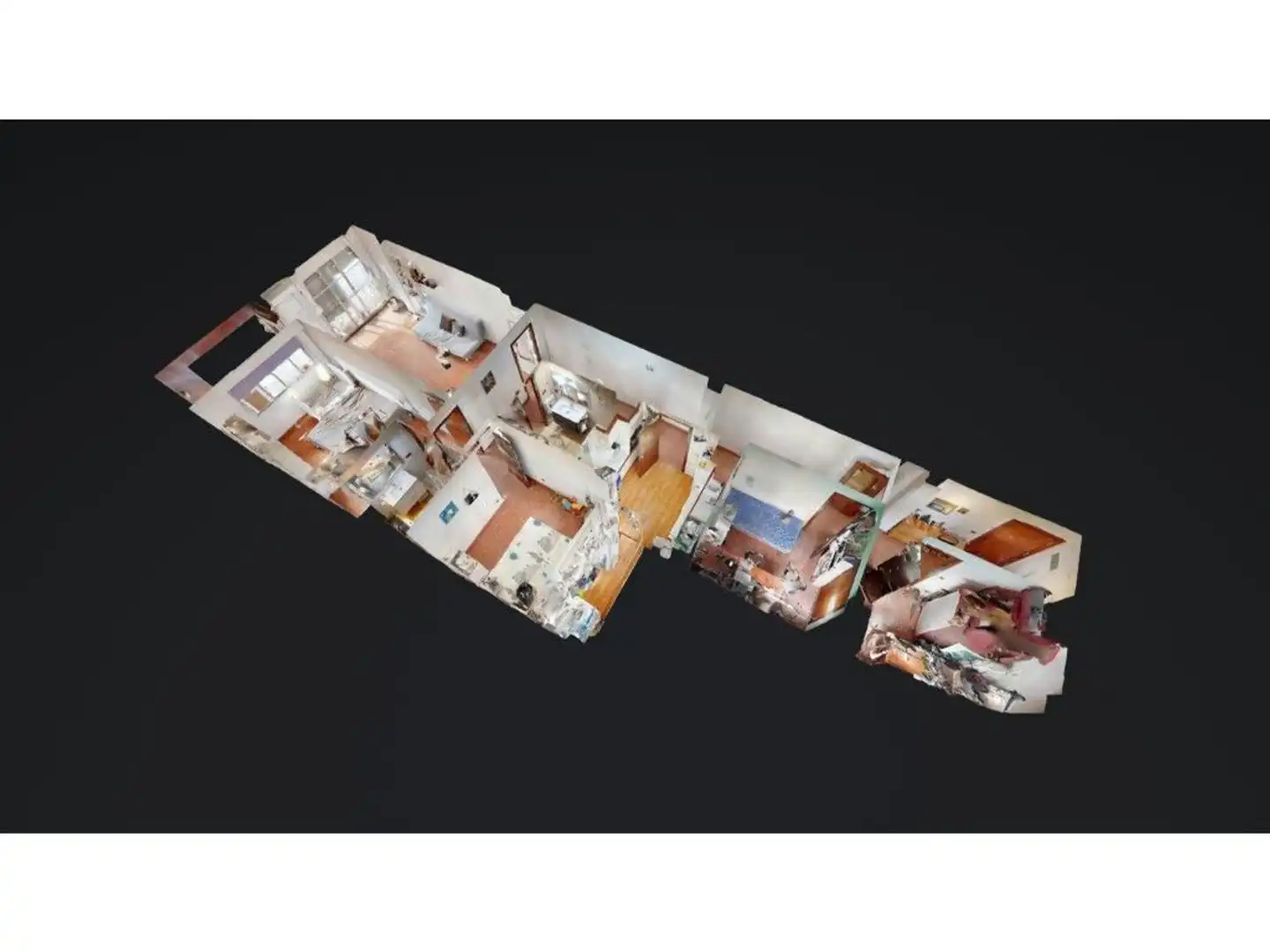 Flat for sale in Valencia  with Air Conditioner