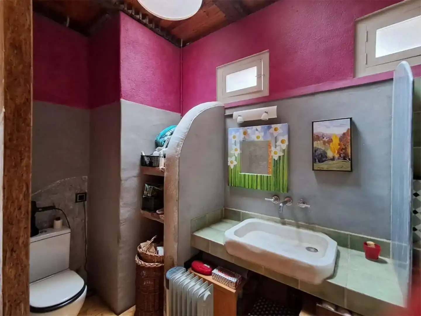 Baño de Piso en venta en Olot con Jardín privado, Parquet y Amueblado