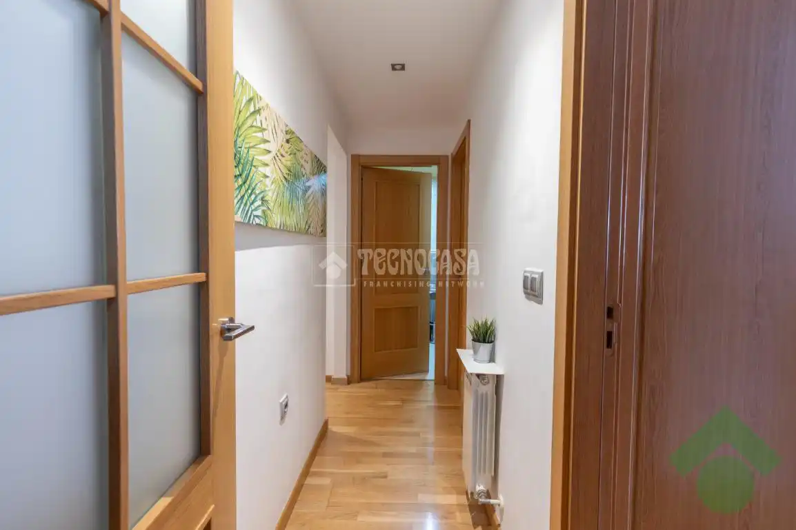 Piso en venta en Granada con Aire acondicionado, Calefacción y Piscina comunitaria
