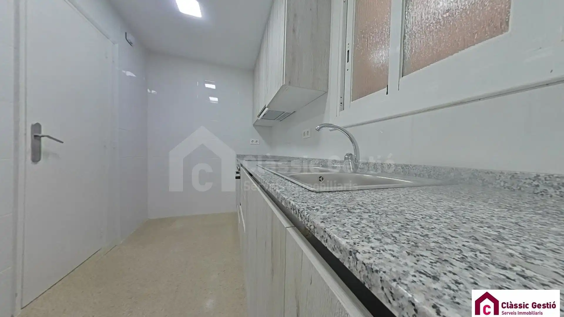Küche von Wohnung zum Verkauf in Terrassa