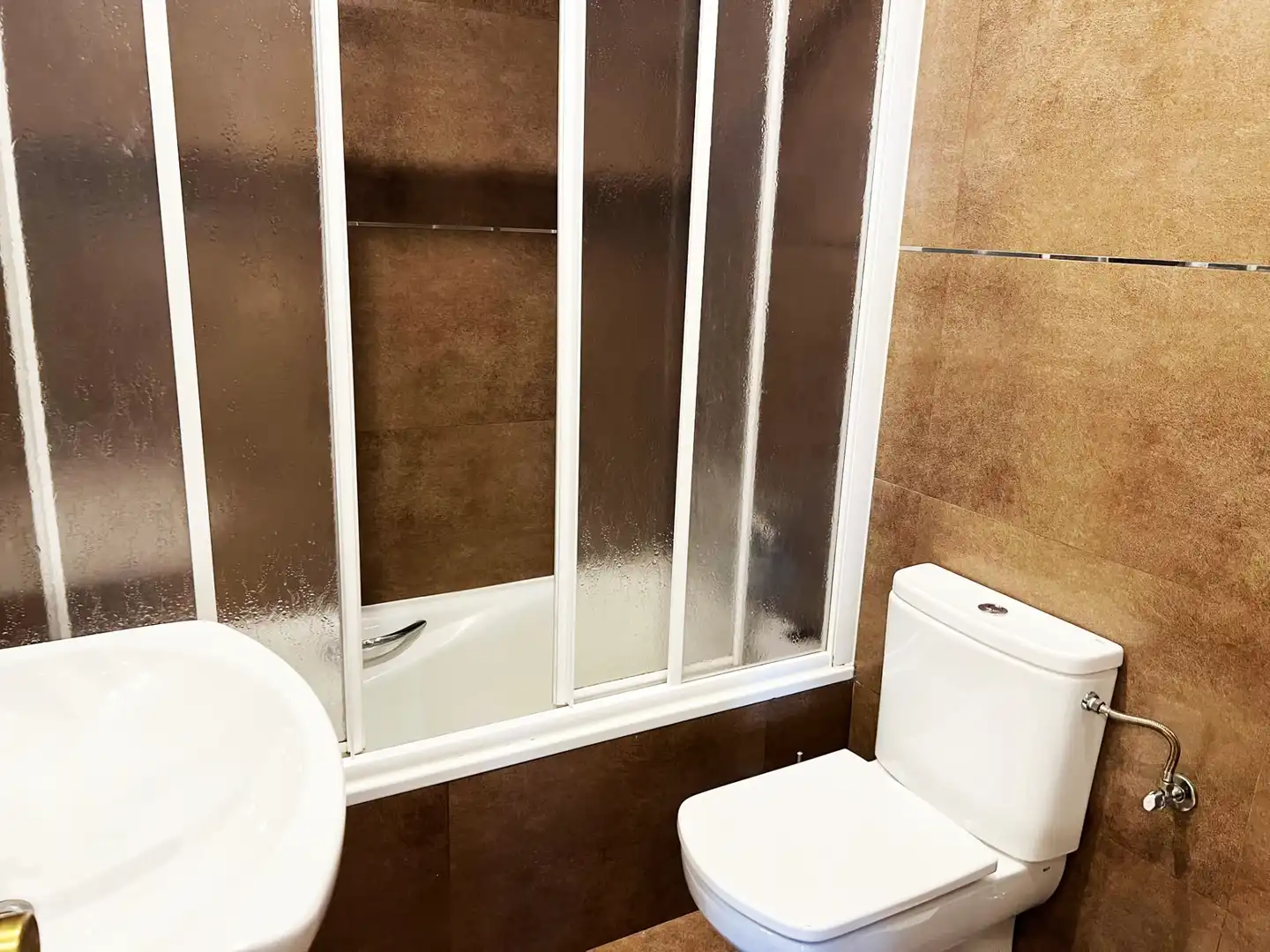 Baño de Piso en venta en Madrid con Aire acondicionado, Calefacción y Terraza