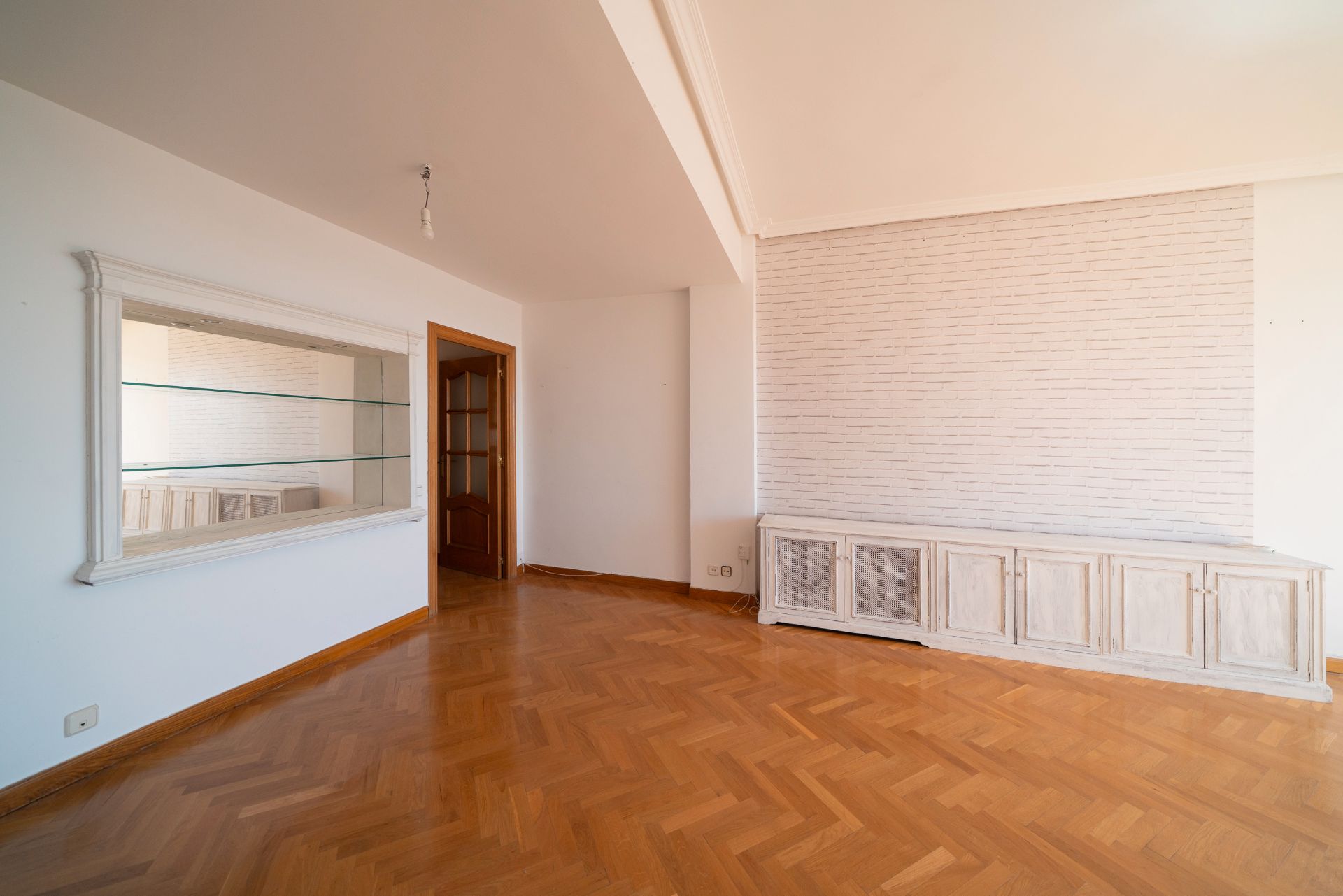 Sala d'estar de Pis en venda en  Madrid Capital amb Aire condicionat i Calefacció