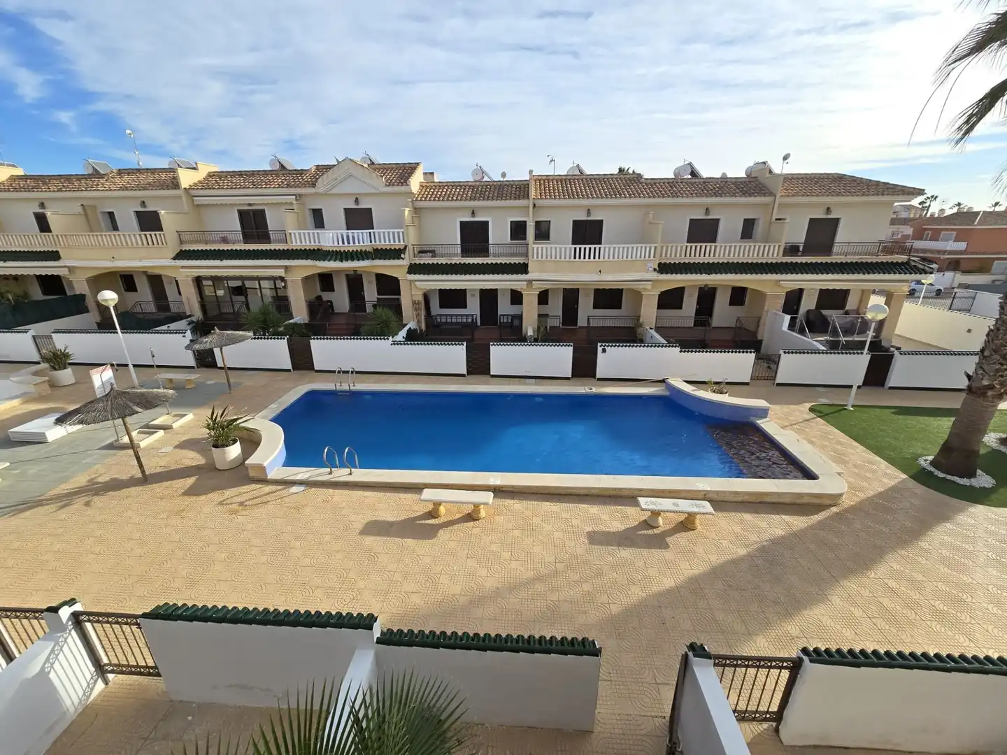 Piscina de Casa adosada en venda en Rojales amb Jardí privat, Traster i Piscina comunitària