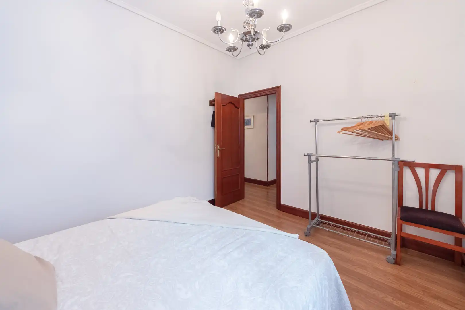Habitación de Piso en venta en Bilbao  con Amueblado y Balcón