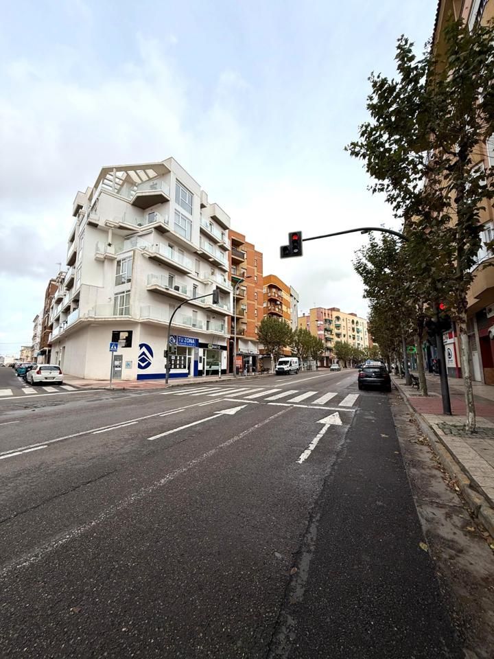 Vista exterior de Pis en venda en Badajoz Capital