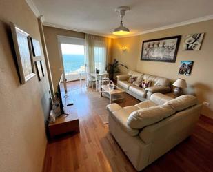 Living room of Flat for sale in Icod de los Vinos  with Parquet flooring, Swimming Pool and Furnished