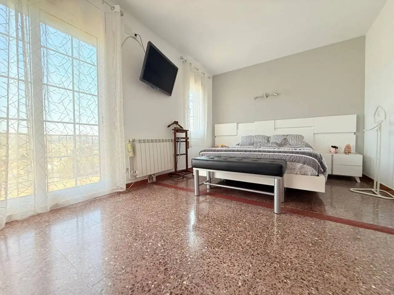 Dormitori de Casa o xalet en venda en Riells i Viabrea amb Aire condicionat, Calefacció i Jardí privat