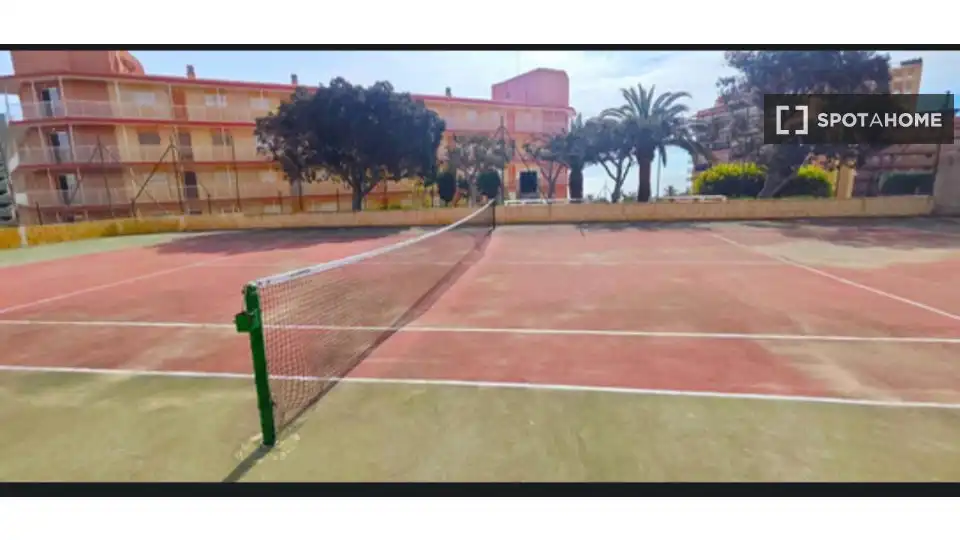 Parking of Apartments for share in Elche / Elx  with Air Conditioner, Terrace and Furnished