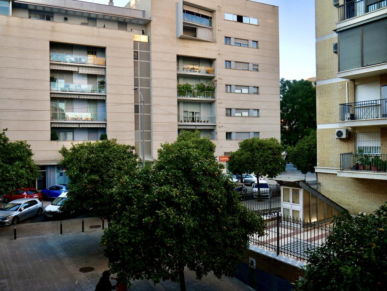 Vista exterior de Pis en venda en  Sevilla Capital amb Aire condicionat, Calefacció i Parquet