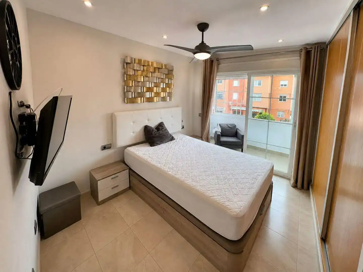 Habitación de Casa o chalet en venta en Benalmádena con Aire acondicionado, Piscina y Balcón