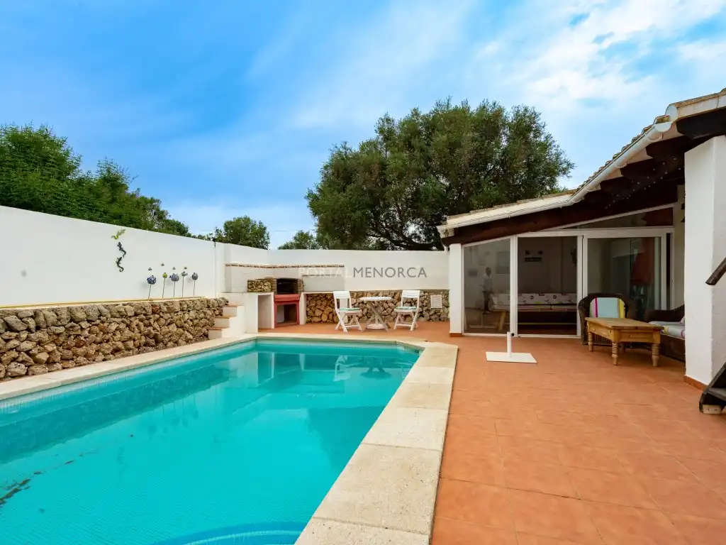 Piscina de Finca rústica en venta en Es Castell