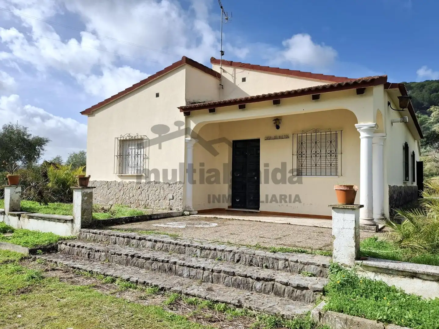 Detached house with pool for sale in Algodonales