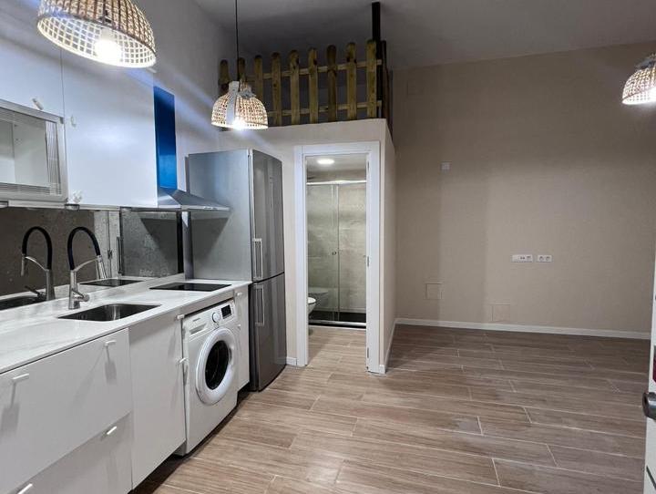 Photo 1 of Study to rent in Centro, Madrid