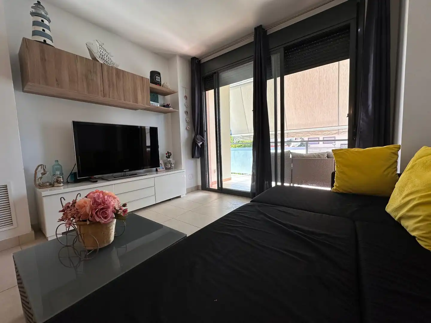 Apartamento de alquiler en Carrer Mestral, Port - Horta de Santa María
