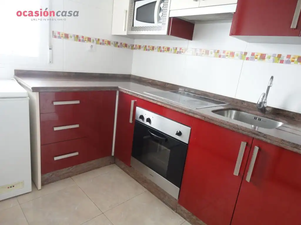 Flat with lift to rent in Beiro, imagen 3
