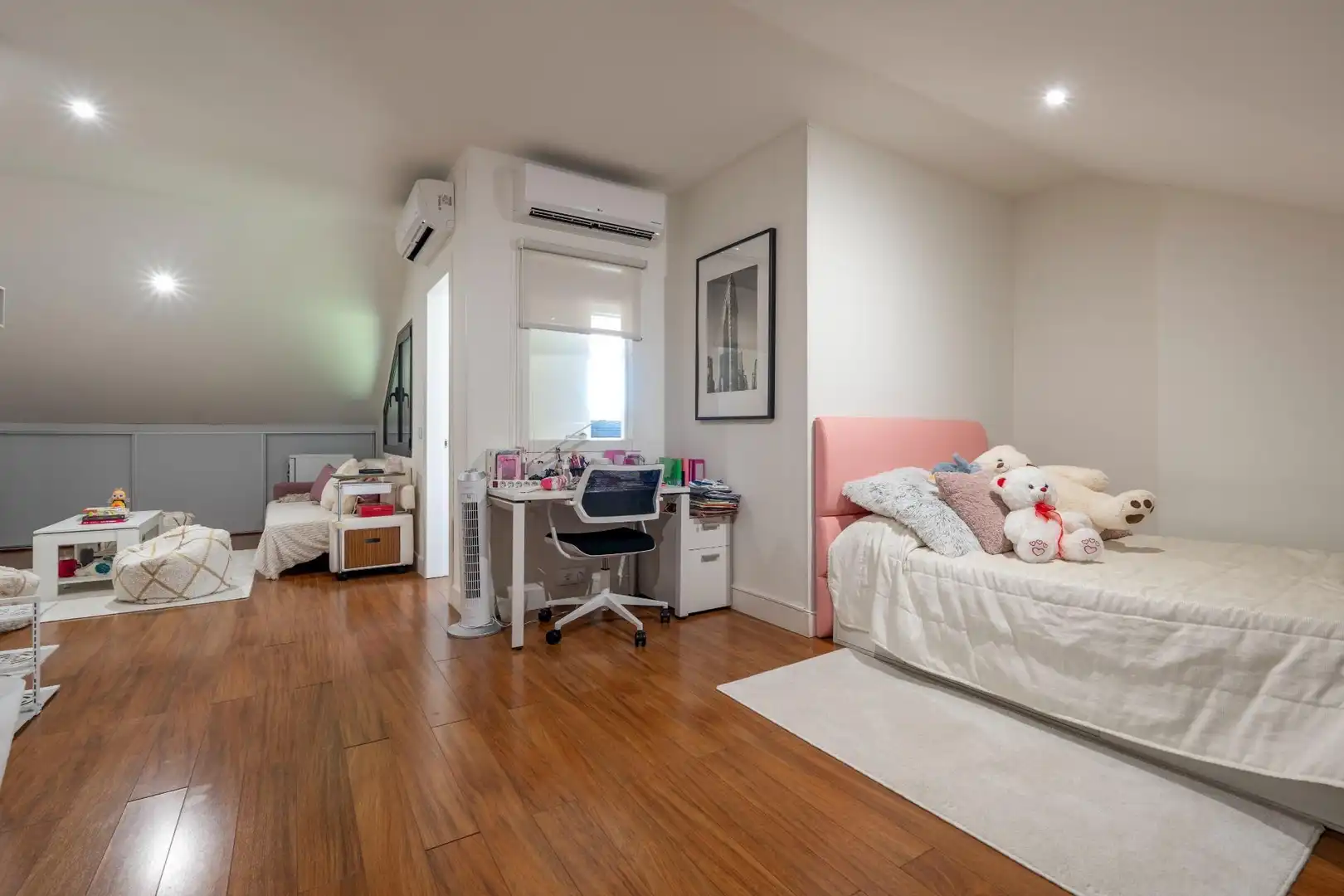 Chalet con terraza en venta en Calle PICO DE LA MIEL, imagen 43