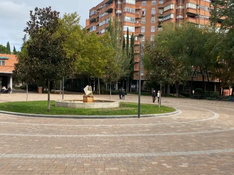 Local de lloguer a Tres Cantos, Madrid