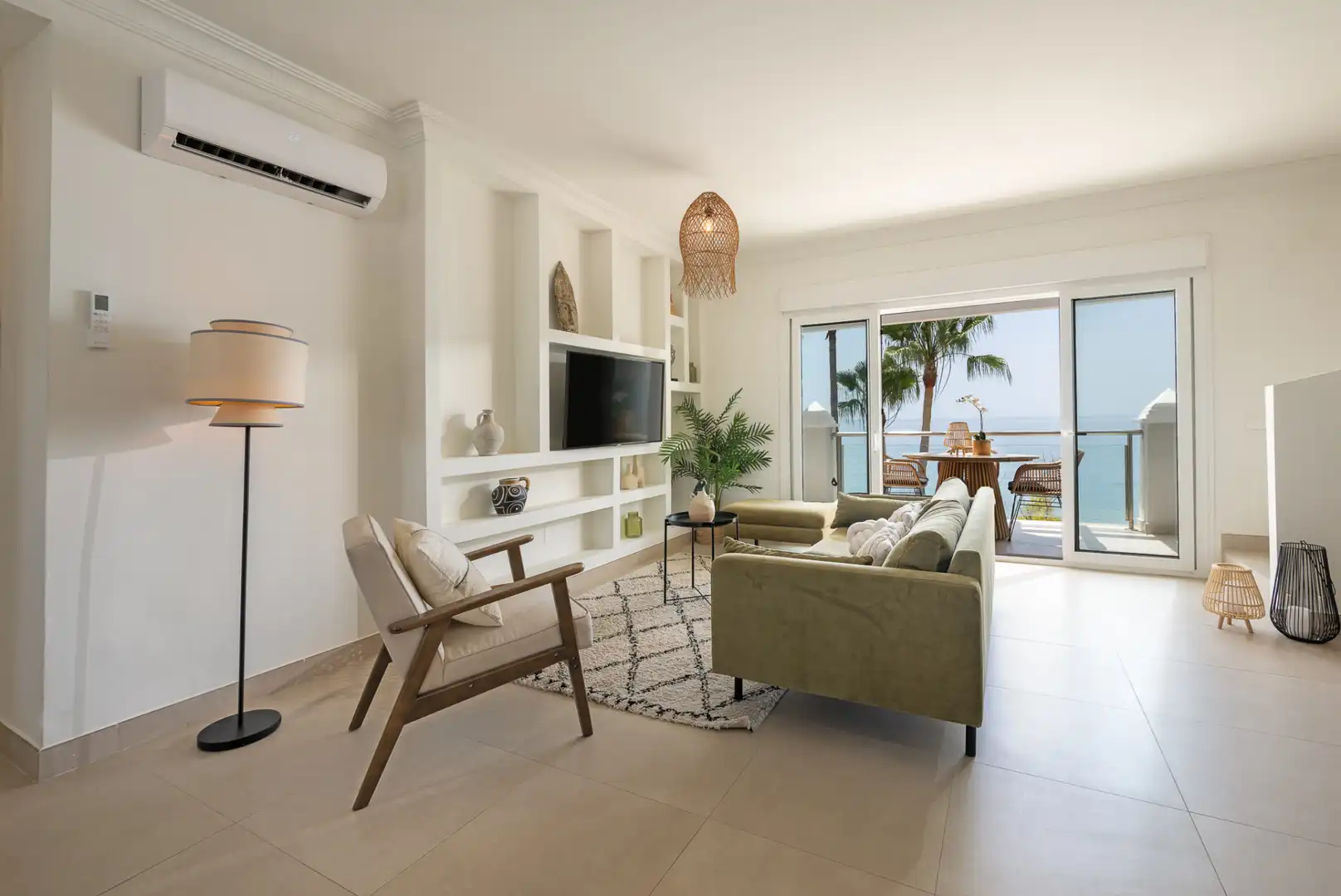 Penthouse with terrace for sale in Estepona Pueblo, imagen 14