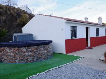 Casa rustica con piscina in vendita a Árchez