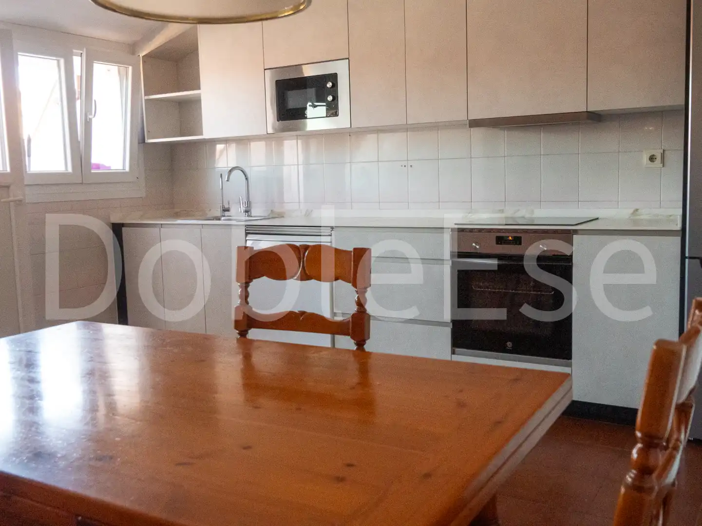 Cocina de Ático de alquiler en Gijón  con Calefacción, Jardín privado y Parquet
