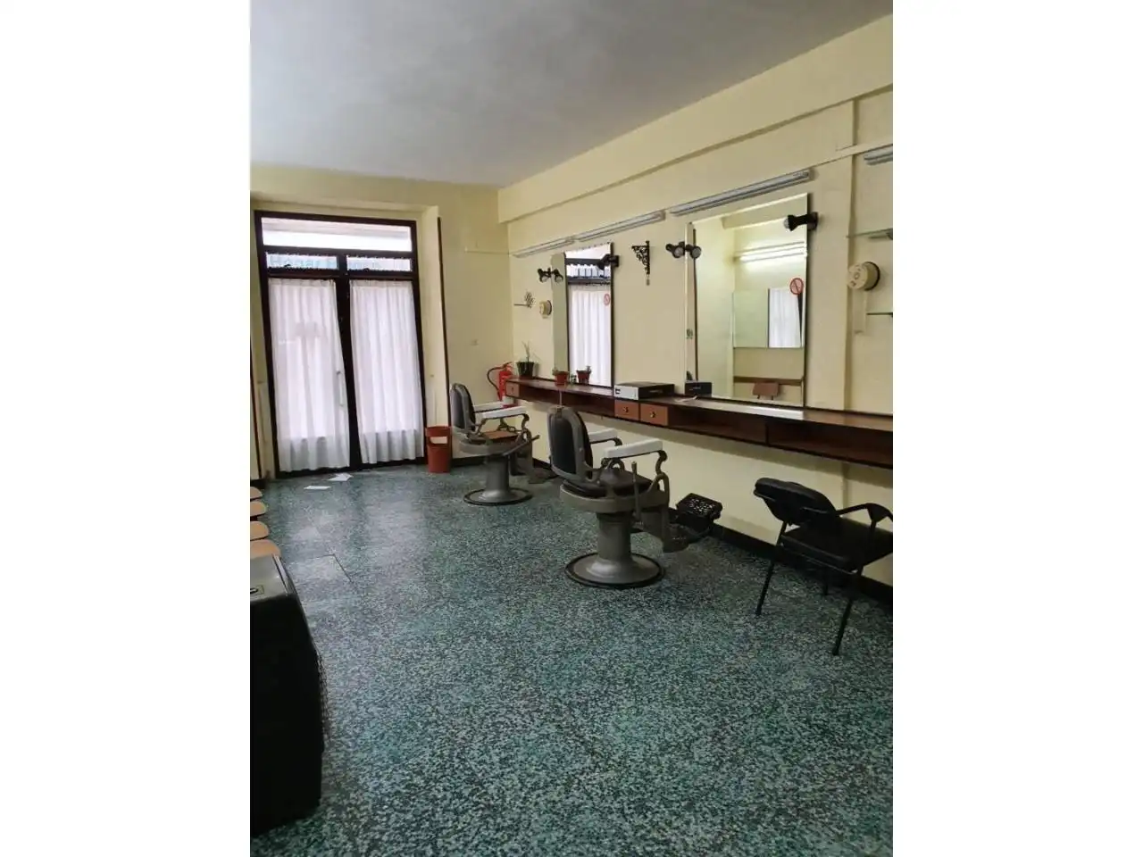 Local comercial en venda a Calle SAN JERONIMO 14, imagen 3
