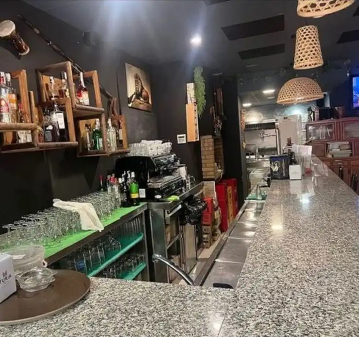 Local comercial en venta en Carrer de Maria Cortina i Pascual, imagen 9