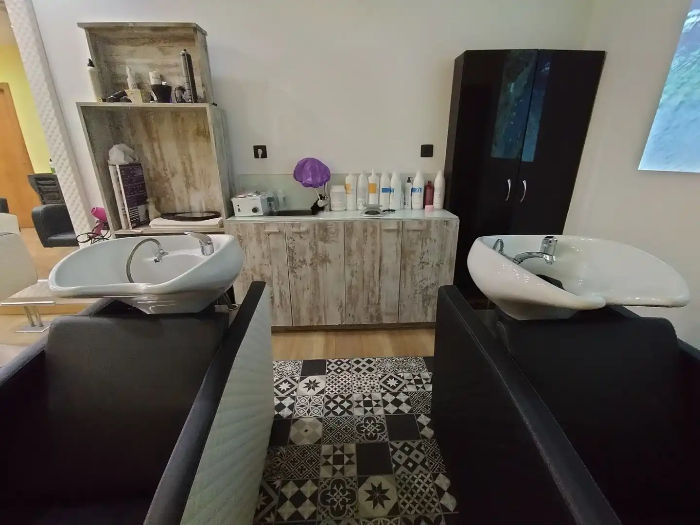 Baño de Local en traspaso en Barcelona con Aire acondicionado, Calefacción y Amueblado