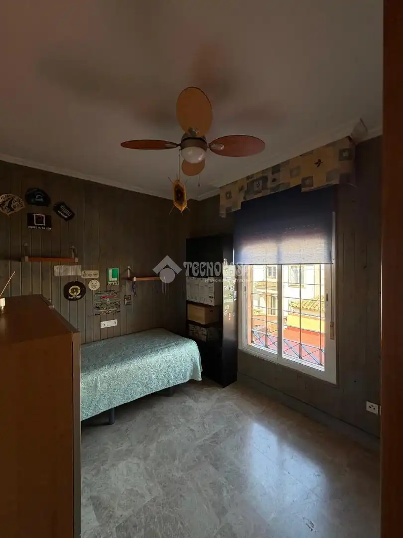 Habitación de Casa o chalet en venta en Montequinto con Aire acondicionado, Jardín privado y Terraza