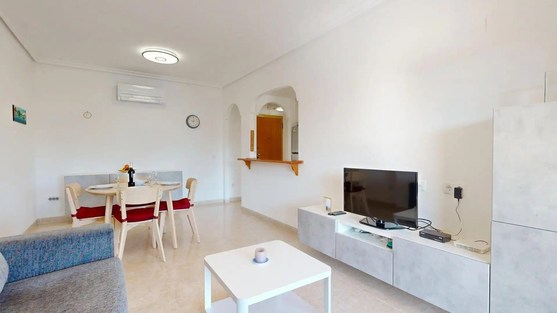 Living room of Apartments for rent in Elche / Elx  with Air Conditioner, Heating and Private garden