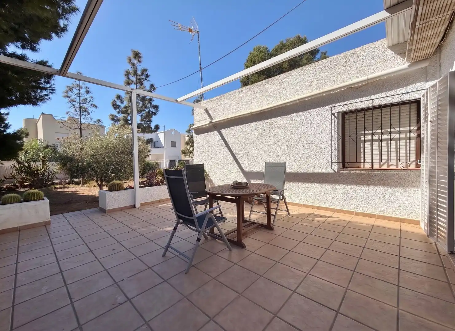 Terraza de Casa o chalet en venta en Almería con Aire acondicionado, Jardín privado y Terraza