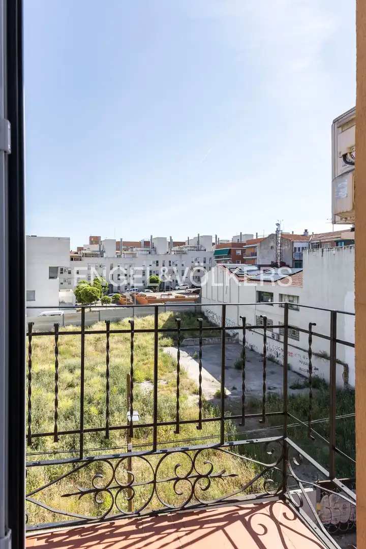 Vista exterior de Apartamento en venta en Madrid con Aire acondicionado, Calefacción y Terraza