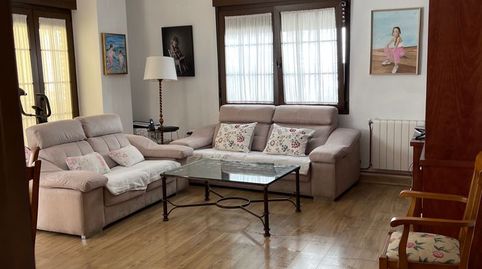 Foto 2 de Piso en venta en Calle Cantones, Almendralejo, Badajoz
