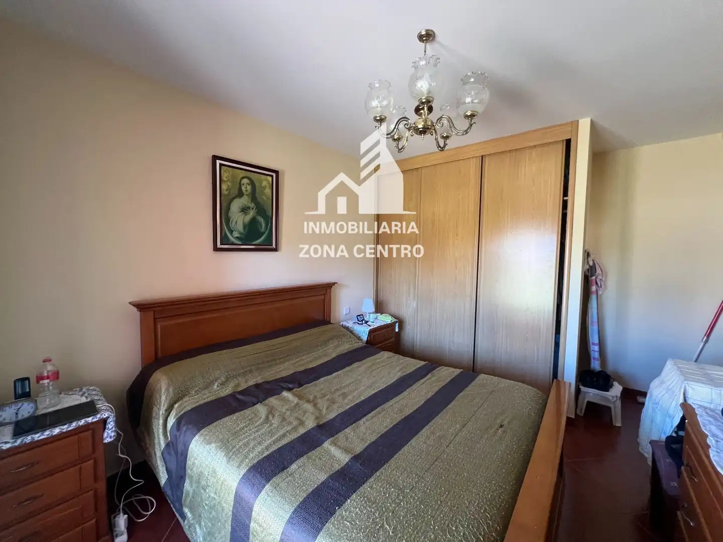 Dormitori de Casa o xalet en venda en Grijota amb Calefacció, Jardí privat i Terrassa