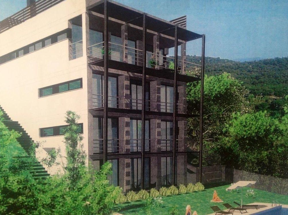 Industrial land for sale in Mas Ram