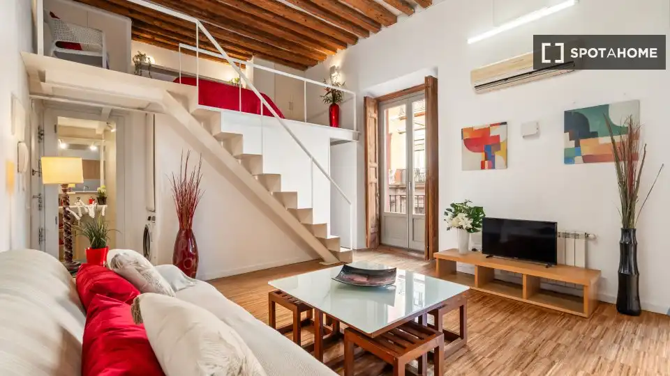 Wohnung mit Terrasse zur Miete in Centro, imagen 4