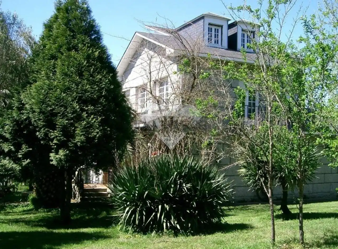Vista exterior de Casa o chalet de alquiler en Vilagarcía de Arousa con Calefacción, Jardín privado y Terraza