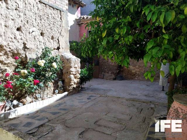 Casa-chalet en Venta en Remolinos