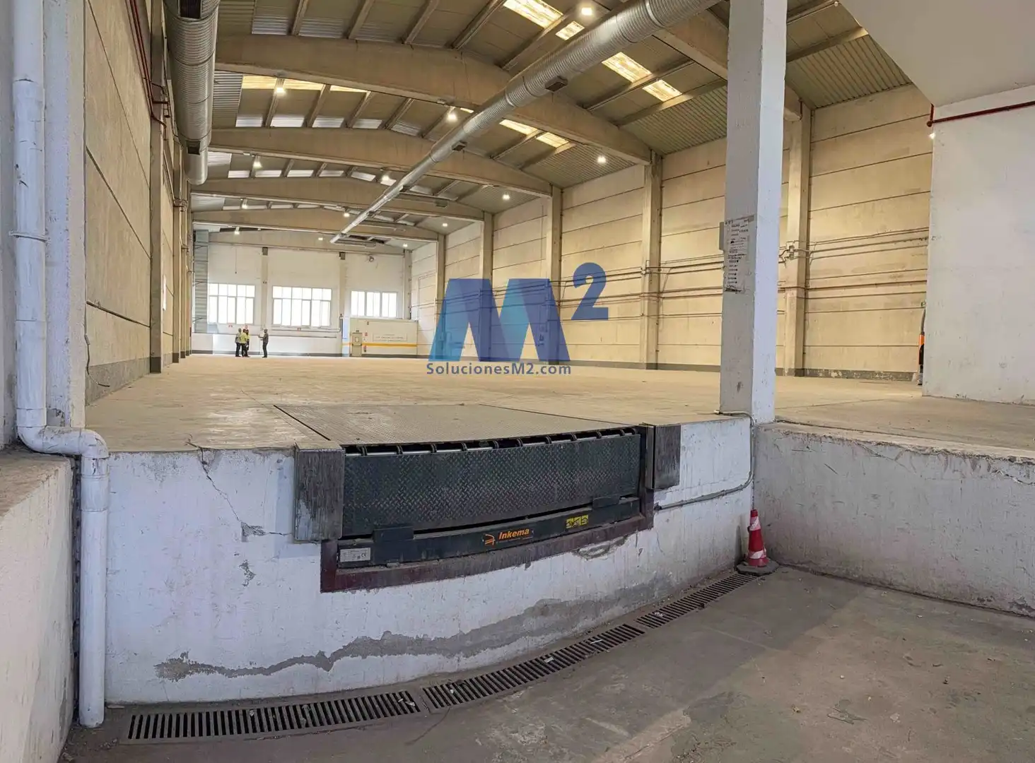 Aparcament de Nau industrial de lloguer en Madrid