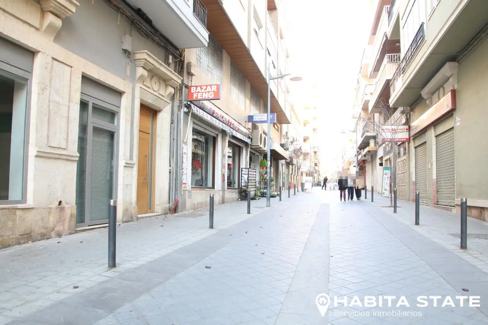 Vista exterior de Local en venta en Almería con Aire acondicionado