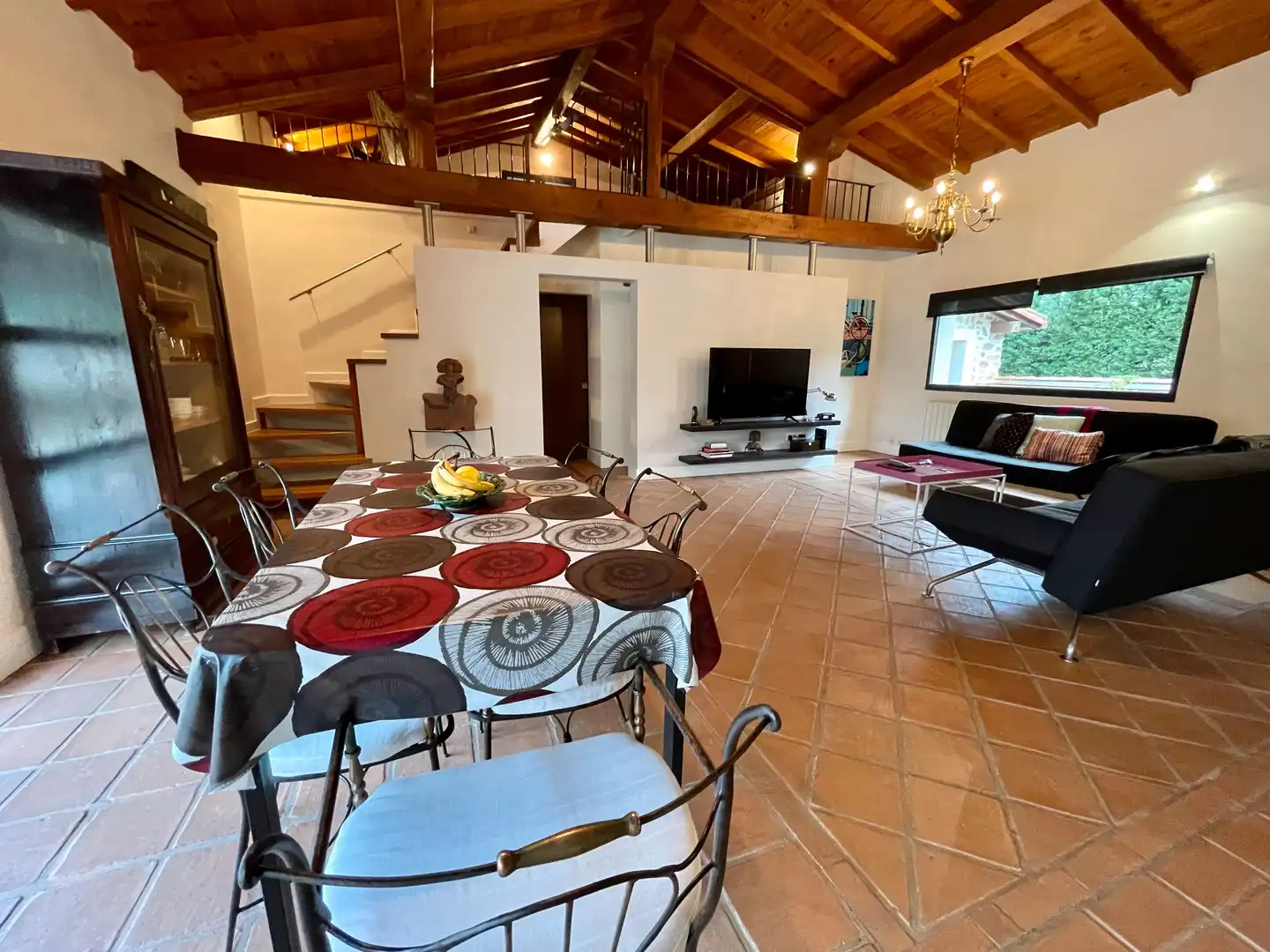 Sala de estar de Casa o chalet en venta en Cuacos de Yuste con Aire acondicionado, Calefacción y Jardín privado