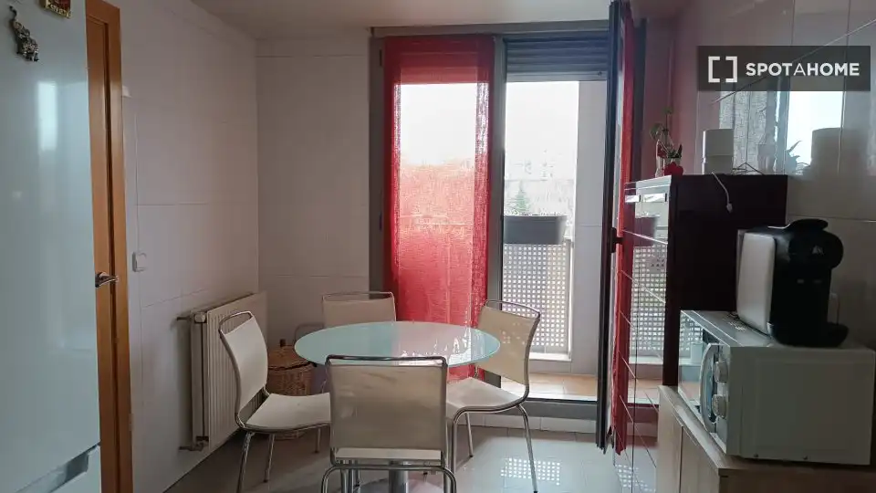 Room in Rochapea