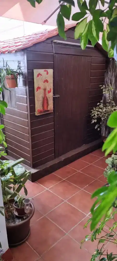 Jardí de Casa adosada en venda en Camas amb Aire condicionat, Jardí privat i Traster