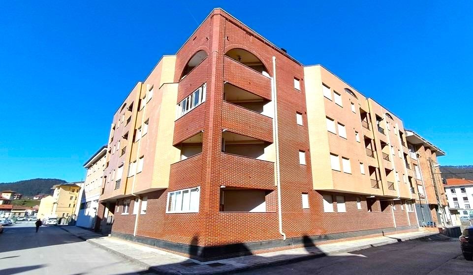 Garage for sale in REMIGIO NORIEGA, Val de San Vicente