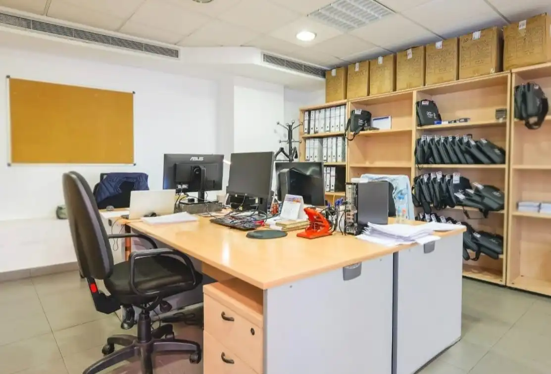 Commercial properties for rent in Alicante / Alacant  with Air Conditioner, Heating and Alarm