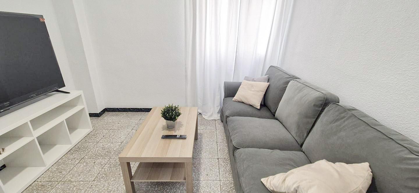 Living room of Flat to rent in Elche / Elx  with Furnished and Balcony