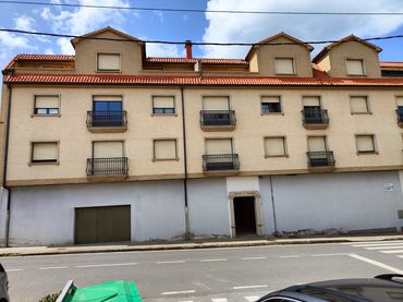 Business premises for sale in DP-3301 40